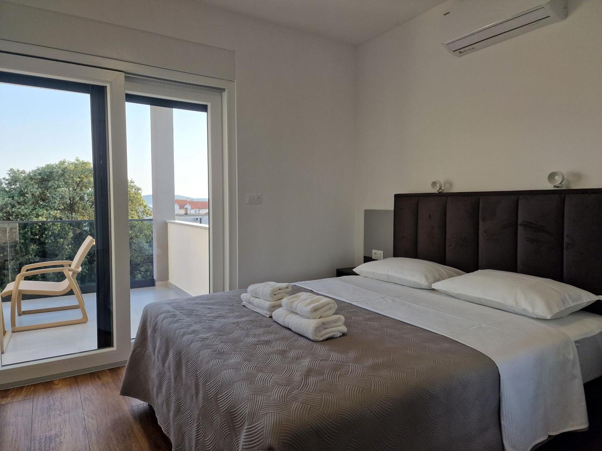 Apartments Okit Vodice Esterno foto